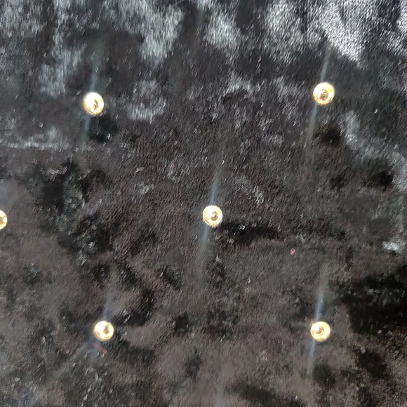 NWOT- Black velvet leggings with gold studs - Picture 4 of 5